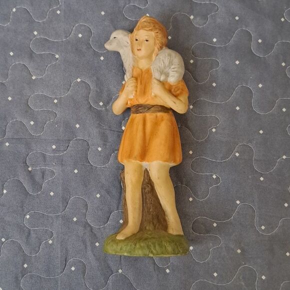 Homco Nativity Figurine Sheep Herder Carrying a Sheep 5216 replacement 1980 - Picture 1 of 4